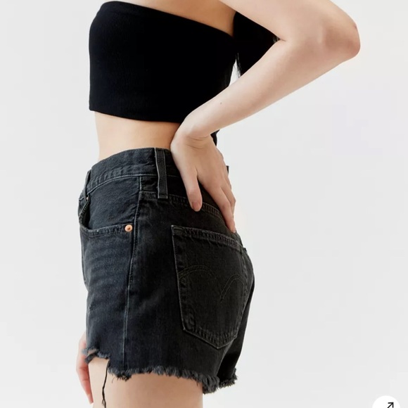Levi's 501 High Rise Button Fly Black Jean Denim Cutoff Shorts Size 31 - Picture 3 of 6